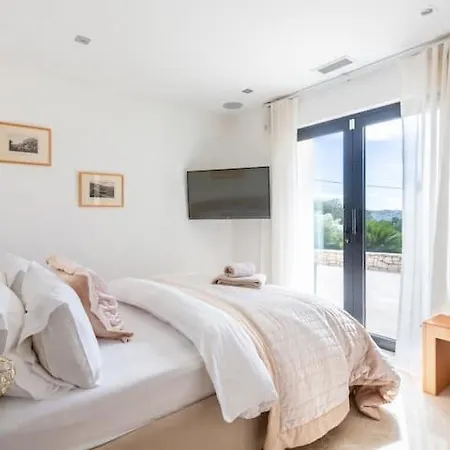 Villa Grace